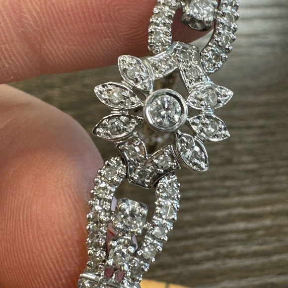 14K white gold and genuine natural diamonds vintage bracelet - Picture 14 of 17